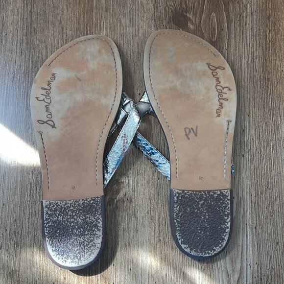 Sam Edelman Giles Gold Snakeskin Print Knotted Thong Sandals - Picture 11 of 14